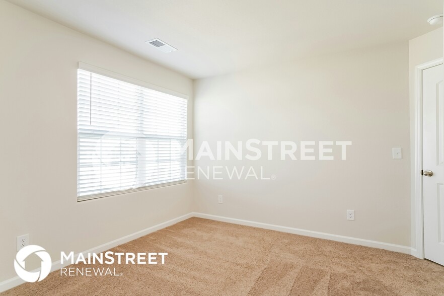 Building Photo - 724 Cider Ml Wy