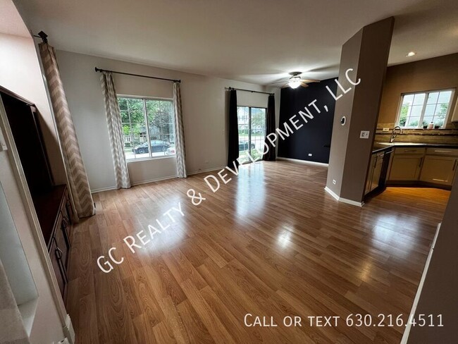 Building Photo - 308 Windsor-Unit A