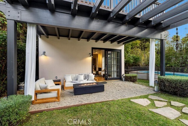 Building Photo - 1116 S Highland Ave