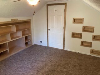 Building Photo - 202 N Spring St