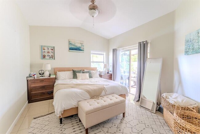 Building Photo - 1334 NW 125th Terrace