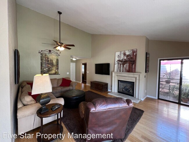 Building Photo - 3 br, 2 bath House - 2209 Chelmsford Dr