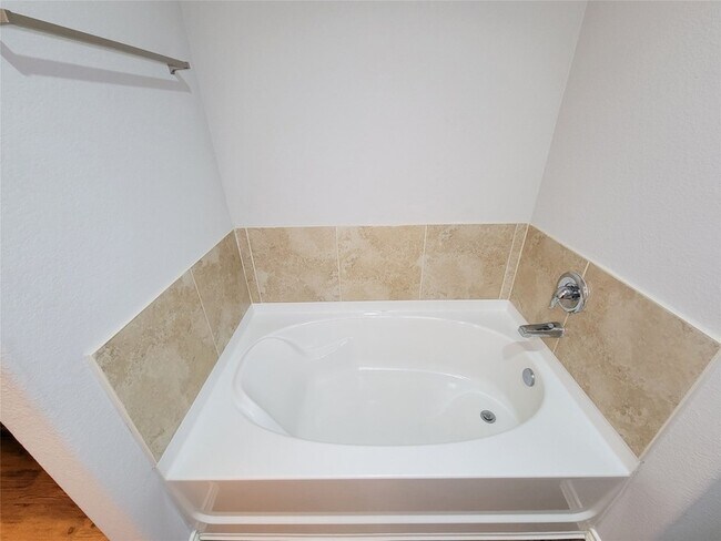 Building Photo - 5515 Peralta Mills Way