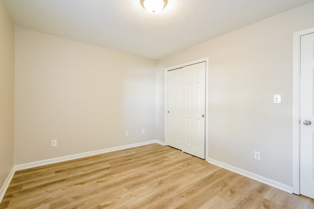 Building Photo - 535 Cahill Ln