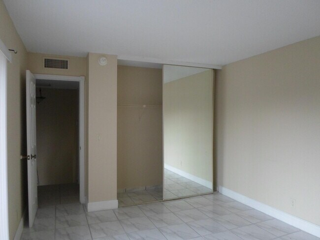 Building Photo - 1674 Forest Lakes Cir