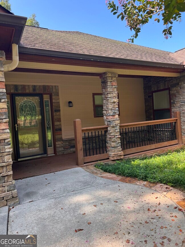 Building Photo - 7505 Whitmire Rd