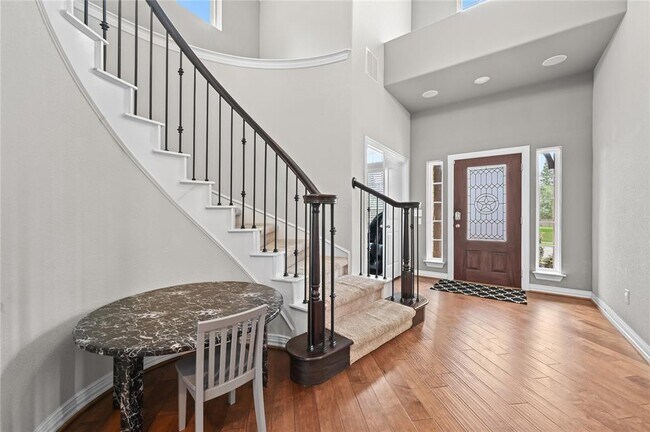 Building Photo - 311 Tangerine Dr