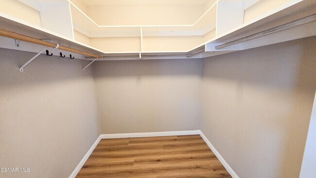 Building Photo - 3105 Lodgewood St