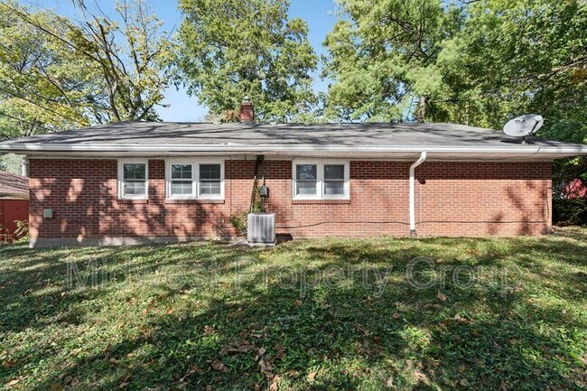 Building Photo - 7348 Lynn Ave