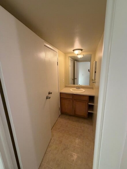 Building Photo - 4645 Merrimar Cir E