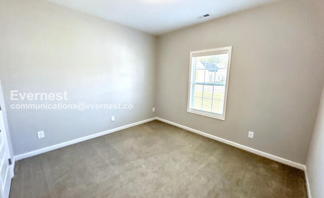 Building Photo - 1020 Echo Rdg Rd