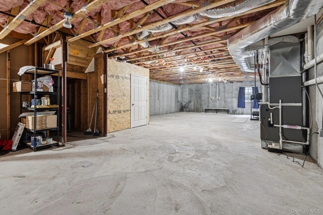 Building Photo - 37 Weatherby Ln