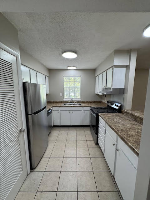 kitchen - 3310 Washington Ave