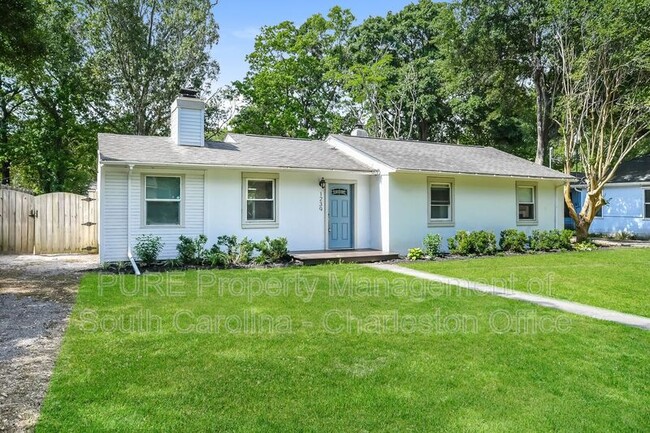 Building Photo - 1239 Sunset Dr