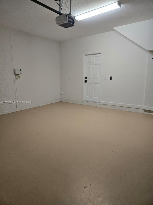 Building Photo - 4268 SW 166th Ct