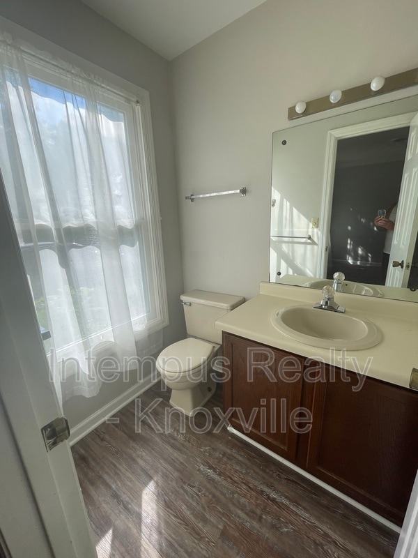 Building Photo - 119 Arcadia Ln