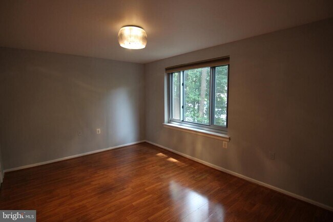 Building Photo - 4415 Briarwood Ct N