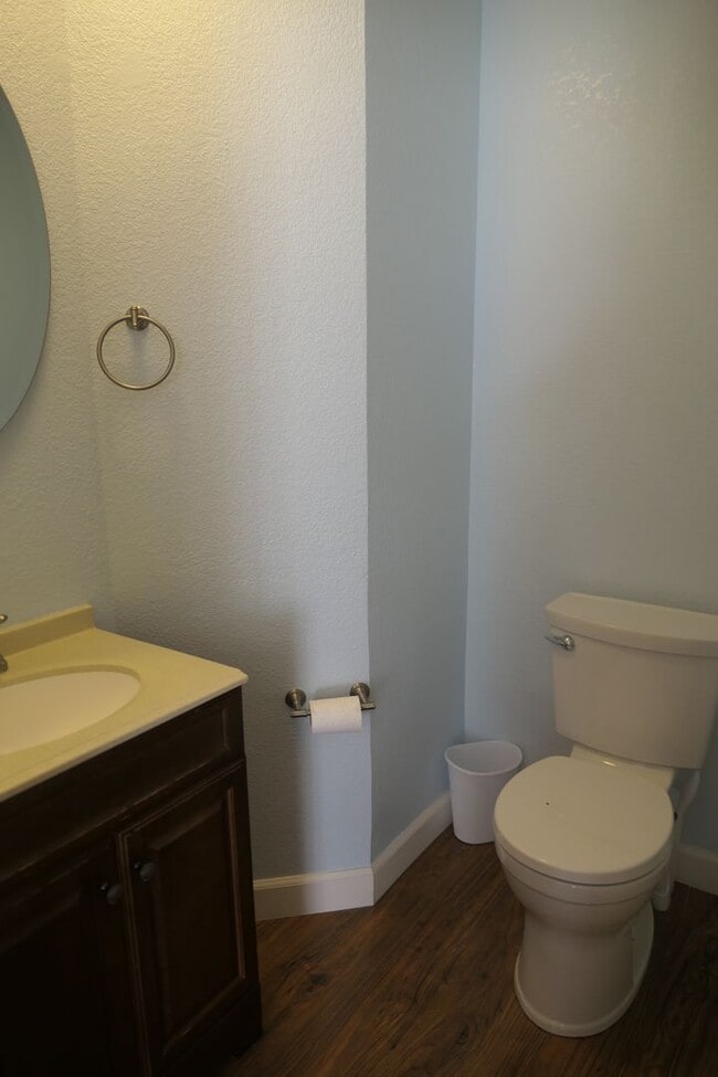 Building Photo - 69 Maranatha Dr