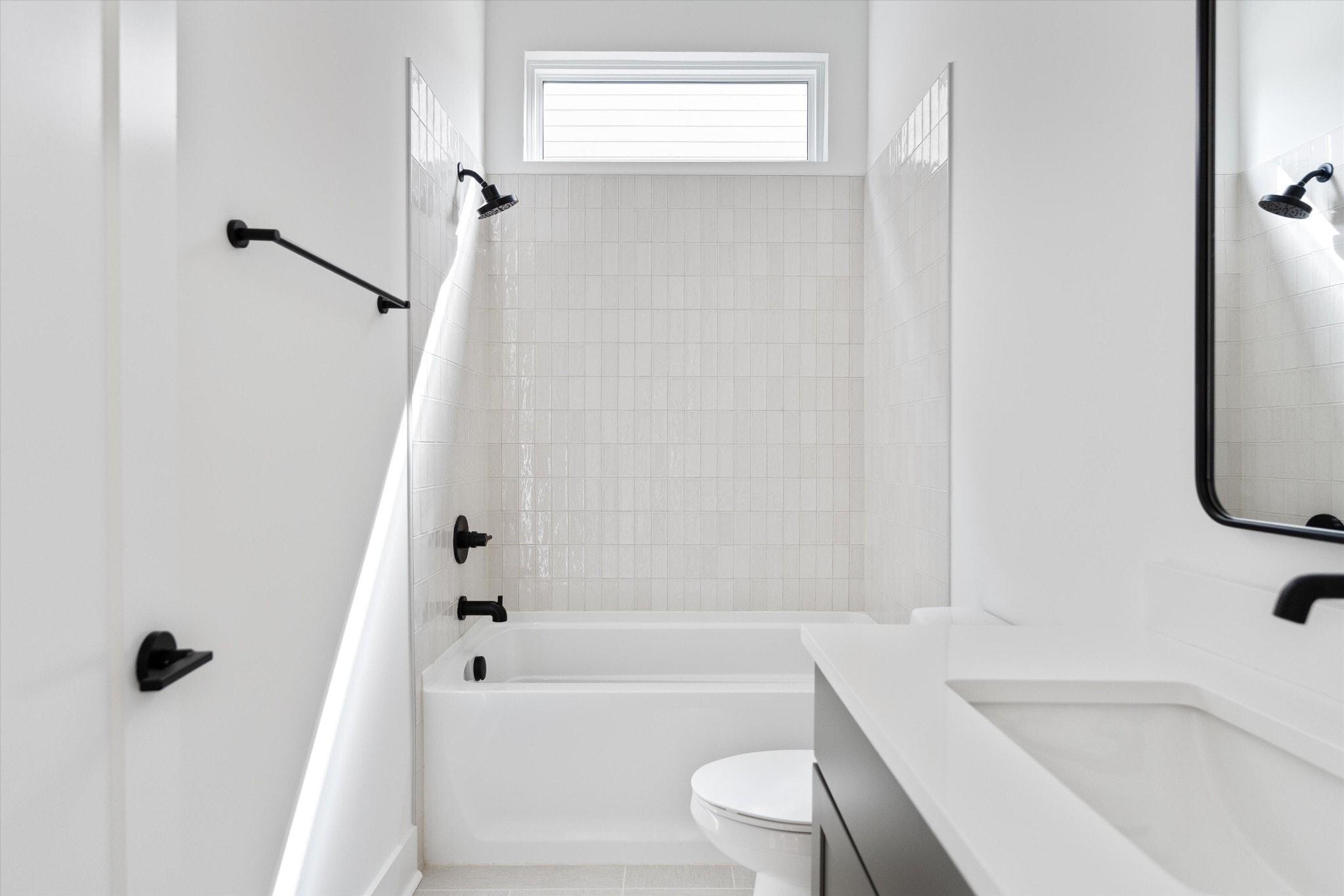 Building Photo - 2830 Clifton Ave