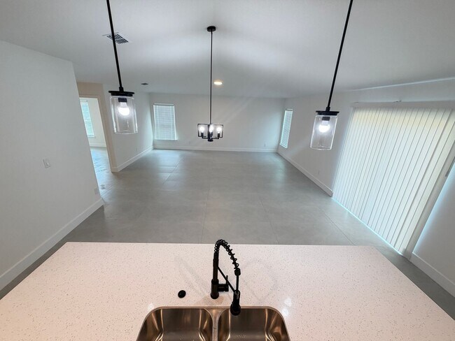 Building Photo - Brand-New 4BR Palm Bay Retreat Designed for Modern Living! NEW BUILD HOME!