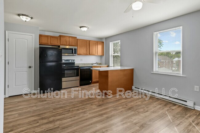Building Photo - 2956 Yorkway