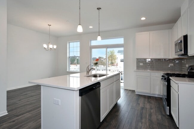 Building Photo - 309 Timberleaf Cir