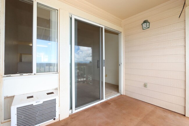 Building Photo - 2/2/2 Westview at Makakilo upstairs unit