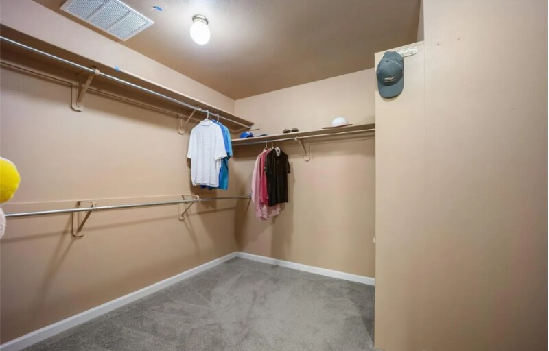 Building Photo - 509 Viola St