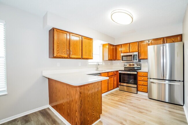 Building Photo - 450 Meadows Blvd