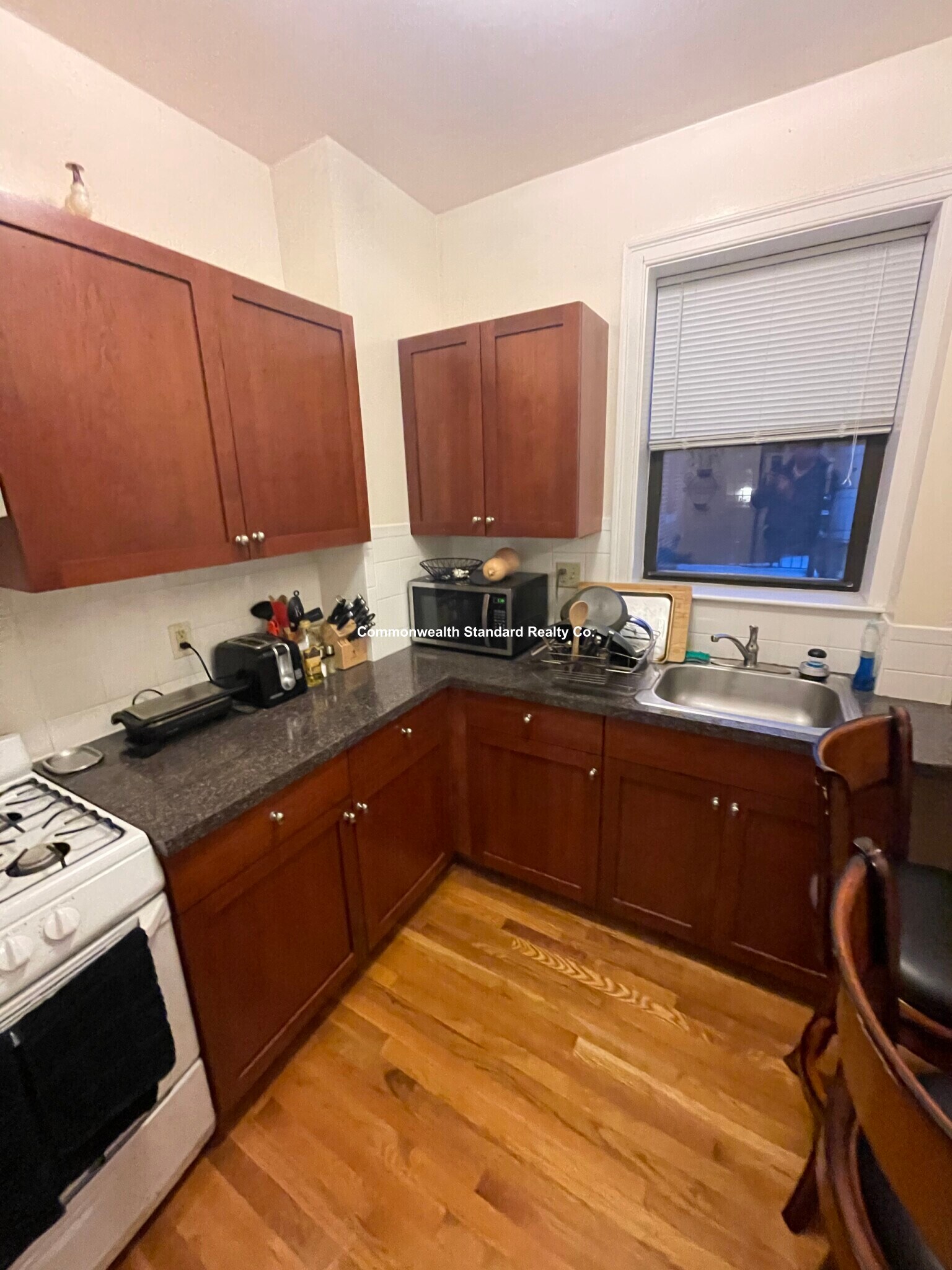 Building Photo - 4 Park Vale Ave