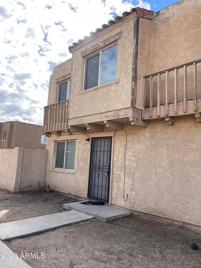 Building Photo - 4023 S 44th Way