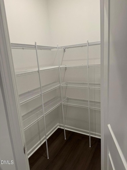 Building Photo - 214 S Finley Lndg Pkwy