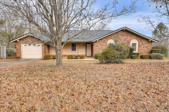 Primary Photo - 3 Bedroom 2 Bath W/ Garage Hephzibah!