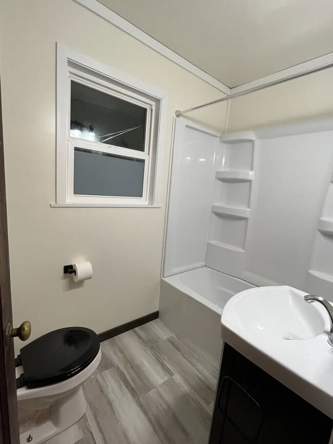 Building Photo - 229 W Marquette St