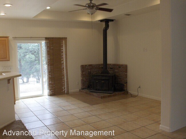 Building Photo - 3 br, 2 bath House - 18244 Alps St.