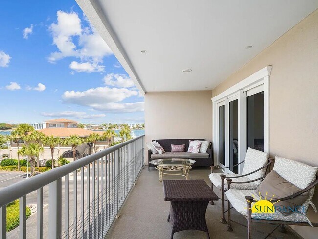 Building Photo - Furnished Optional 2 Bedroom Home, Holiday Isle Waterfront Condo!
