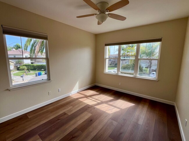 Building Photo - Carlsbad 4 bedroom Stunner on Cul-de-sac w...