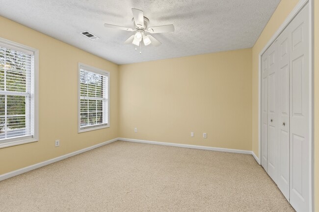 Building Photo - 359 Estate Ave