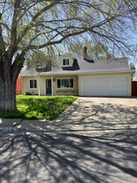 Building Photo - 4148 Kensington Dr