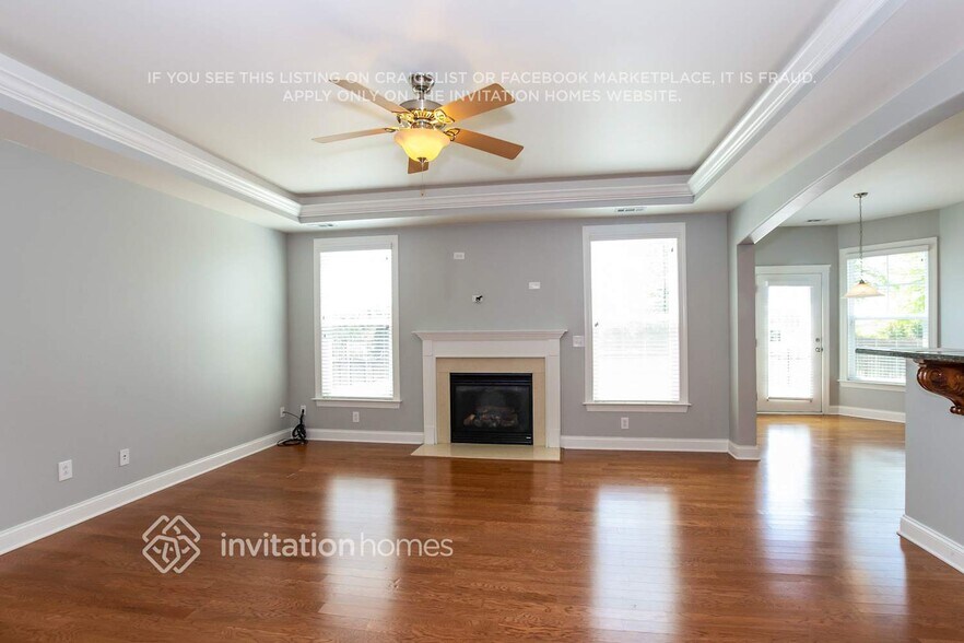 Building Photo - 8059 Willow Branch Dr