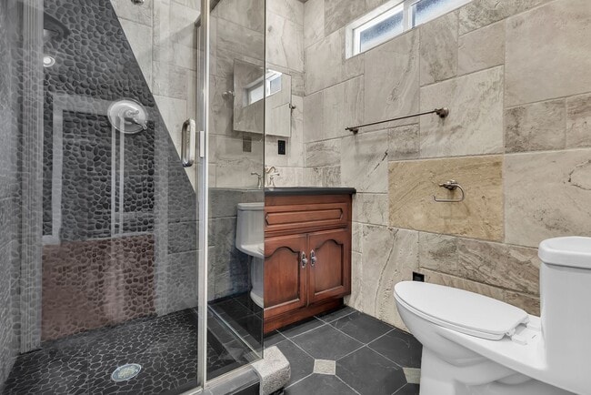 Building Photo - 1501 Revere Ave