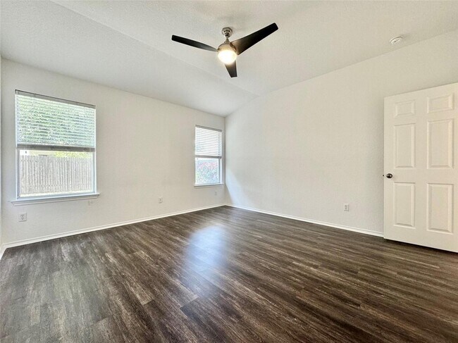 Building Photo - 1015 Aiken Dr