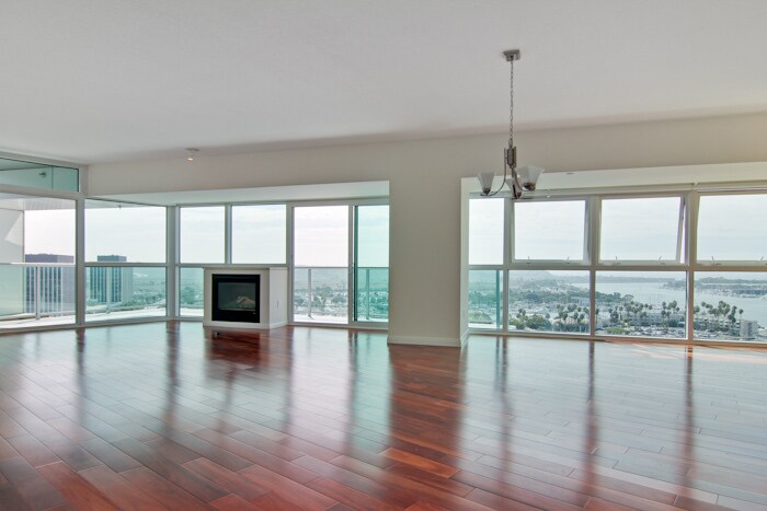 Primary Photo - 13600 MARINA POINTE Dr