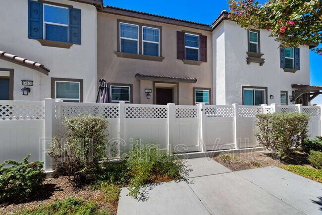 Building Photo - 34495 Agave Dr