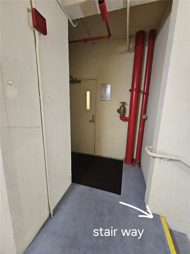 Building Photo - 7350 SW 89th St