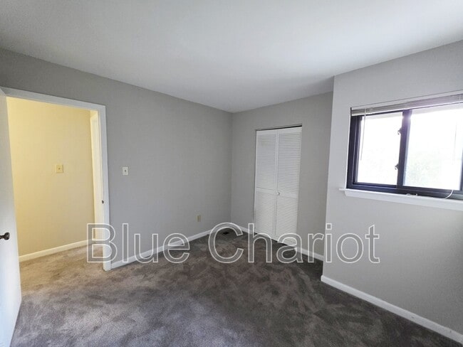 Building Photo - 3775 Guess Rd