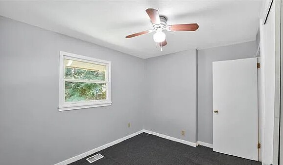 Building Photo - 704 Valleyview Dr