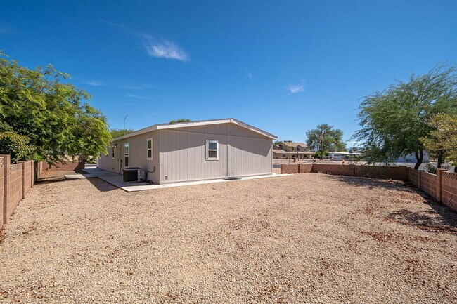 Building Photo - 8559 E Coralbell Ave