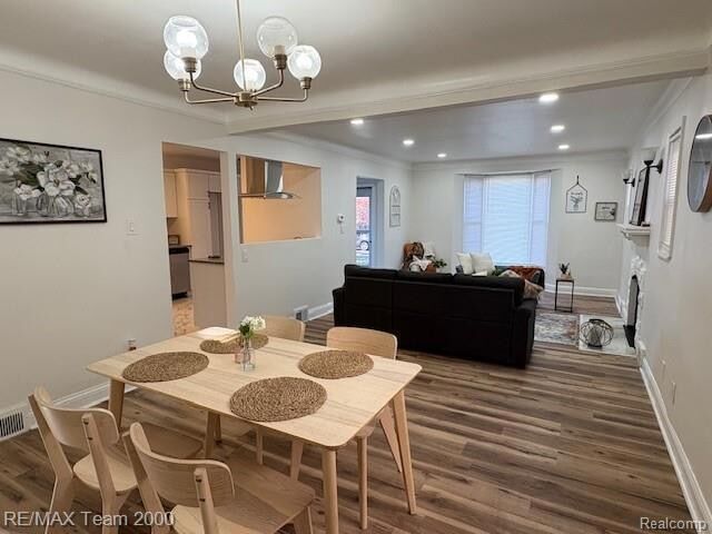 Building Photo - 5066 Bedford St