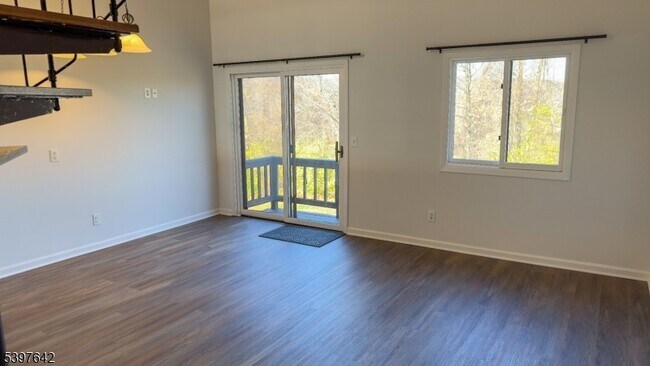 Building Photo - 1 Snowbird Ct